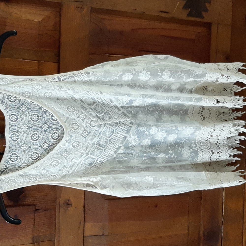 Lace tunic tank top